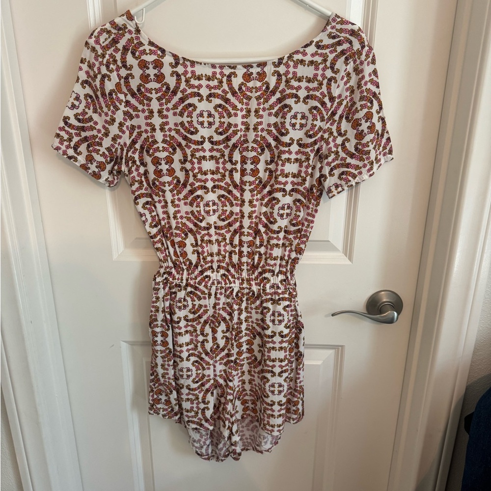 cupcakes & cashmere White Patterned Romper